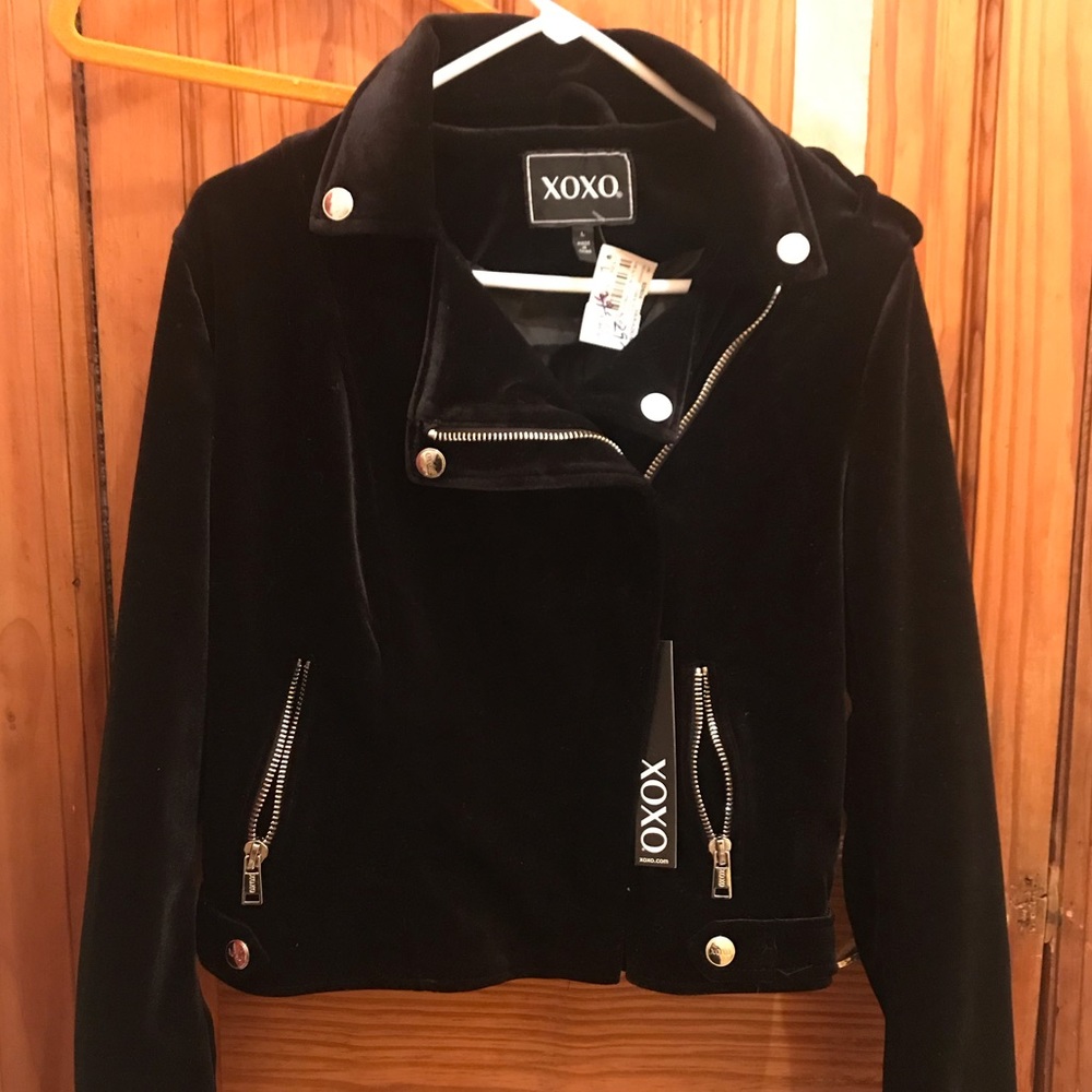 XOXO Brand new black velvet moto jacket